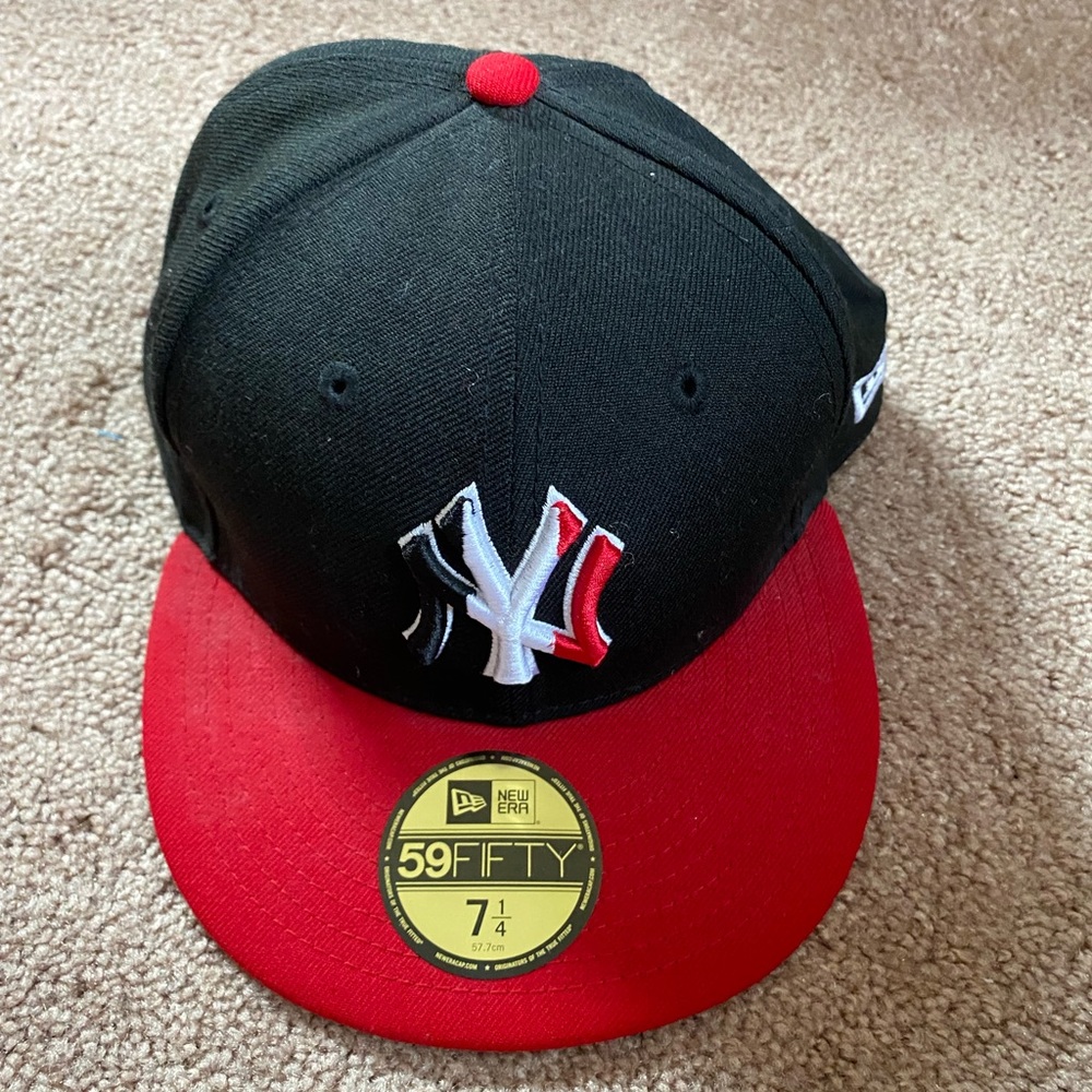 New: NY yankee hat size: 7 1/4